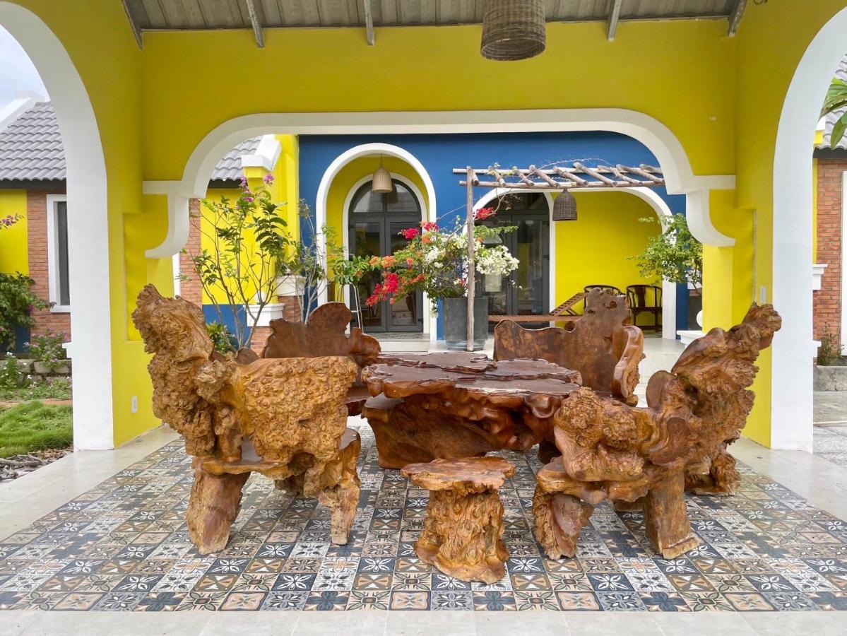 Thuyen Thung Homestay Pho Tri Extérieur photo